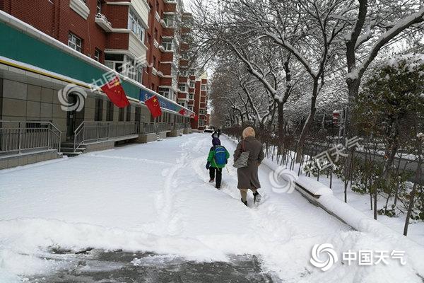 新疆冷空氣來襲，影響及應(yīng)對(duì)之策